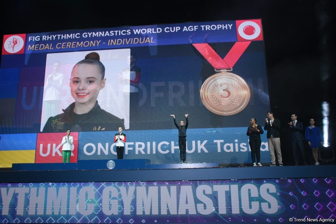 Baku hosts awarding ceremony for Rhythmic Gymnastics World Cup winners (PHOTO)