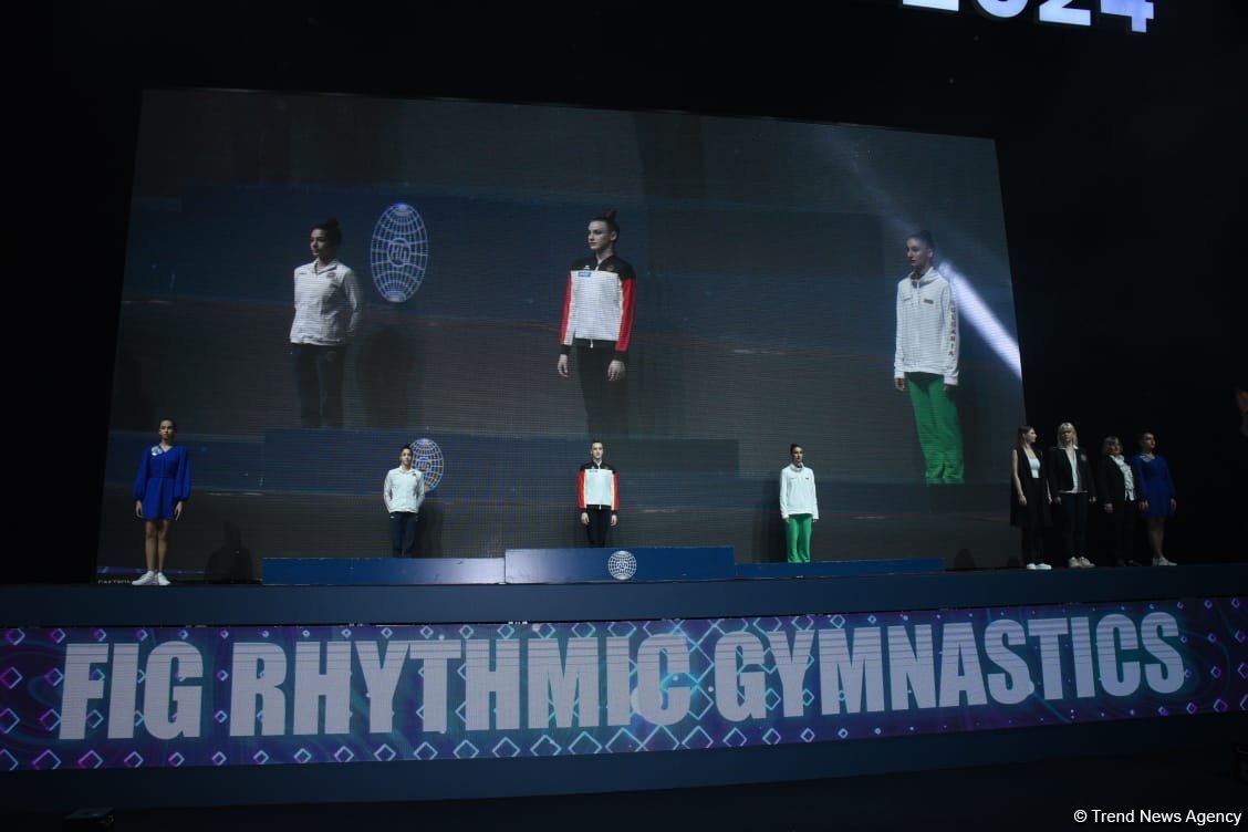 Baku hosts awarding ceremony for Rhythmic Gymnastics World Cup winners (PHOTO)