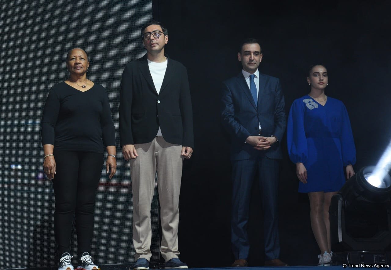 Baku hosts awarding ceremony for Rhythmic Gymnastics World Cup winners (PHOTO)