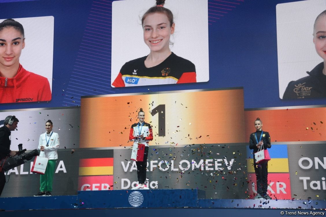 Baku hosts awarding ceremony for Rhythmic Gymnastics World Cup winners (PHOTO)