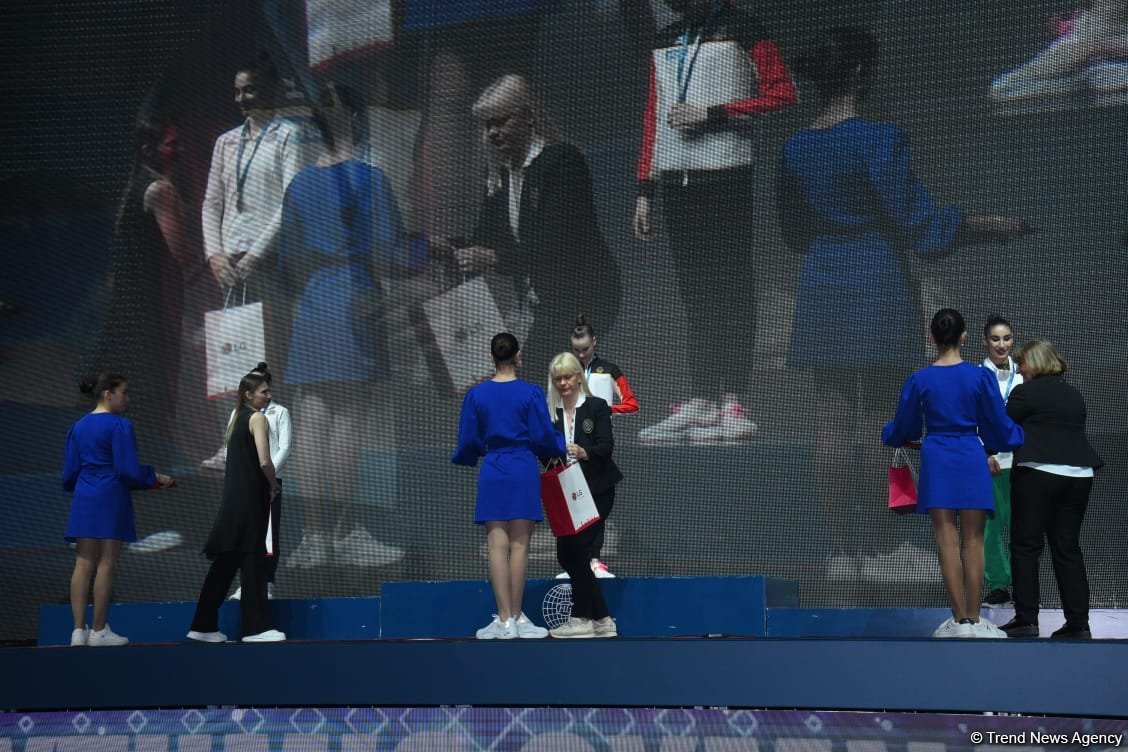 Baku hosts awarding ceremony for Rhythmic Gymnastics World Cup winners (PHOTO)