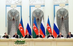 Meeting of President Ilham Aliyev, President Vladimir Putin with Baikal-Amur Mainline veterans was held in Moscow (PHOTO/VIDEO)