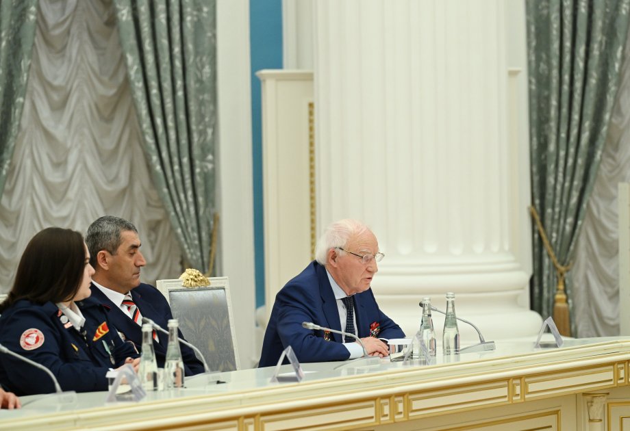 Meeting of President Ilham Aliyev, President Vladimir Putin with Baikal-Amur Mainline veterans was held in Moscow (PHOTO/VIDEO)