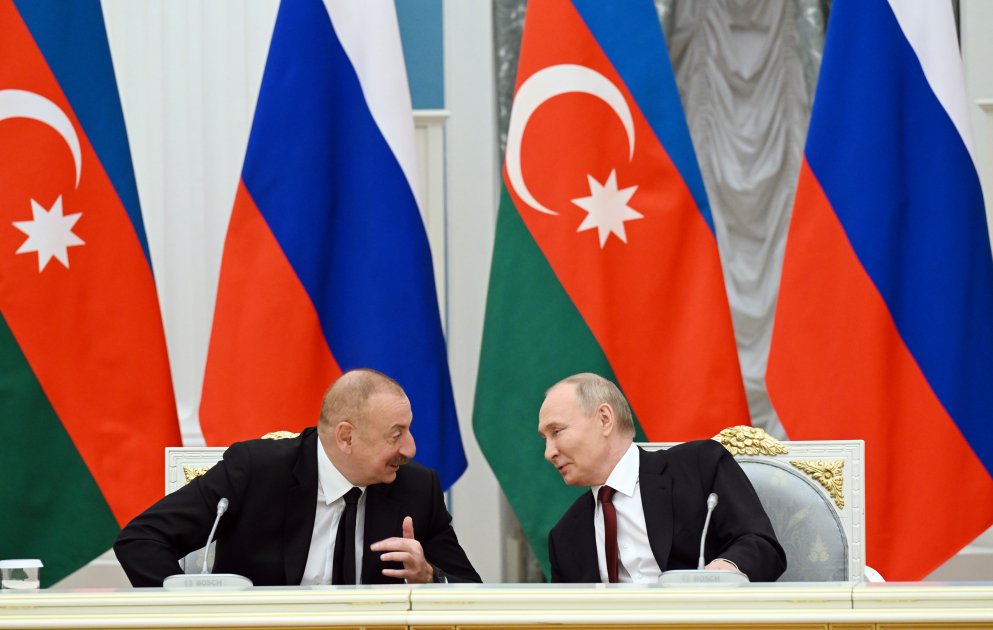 Meeting of President Ilham Aliyev, President Vladimir Putin with Baikal-Amur Mainline veterans was held in Moscow (PHOTO/VIDEO)