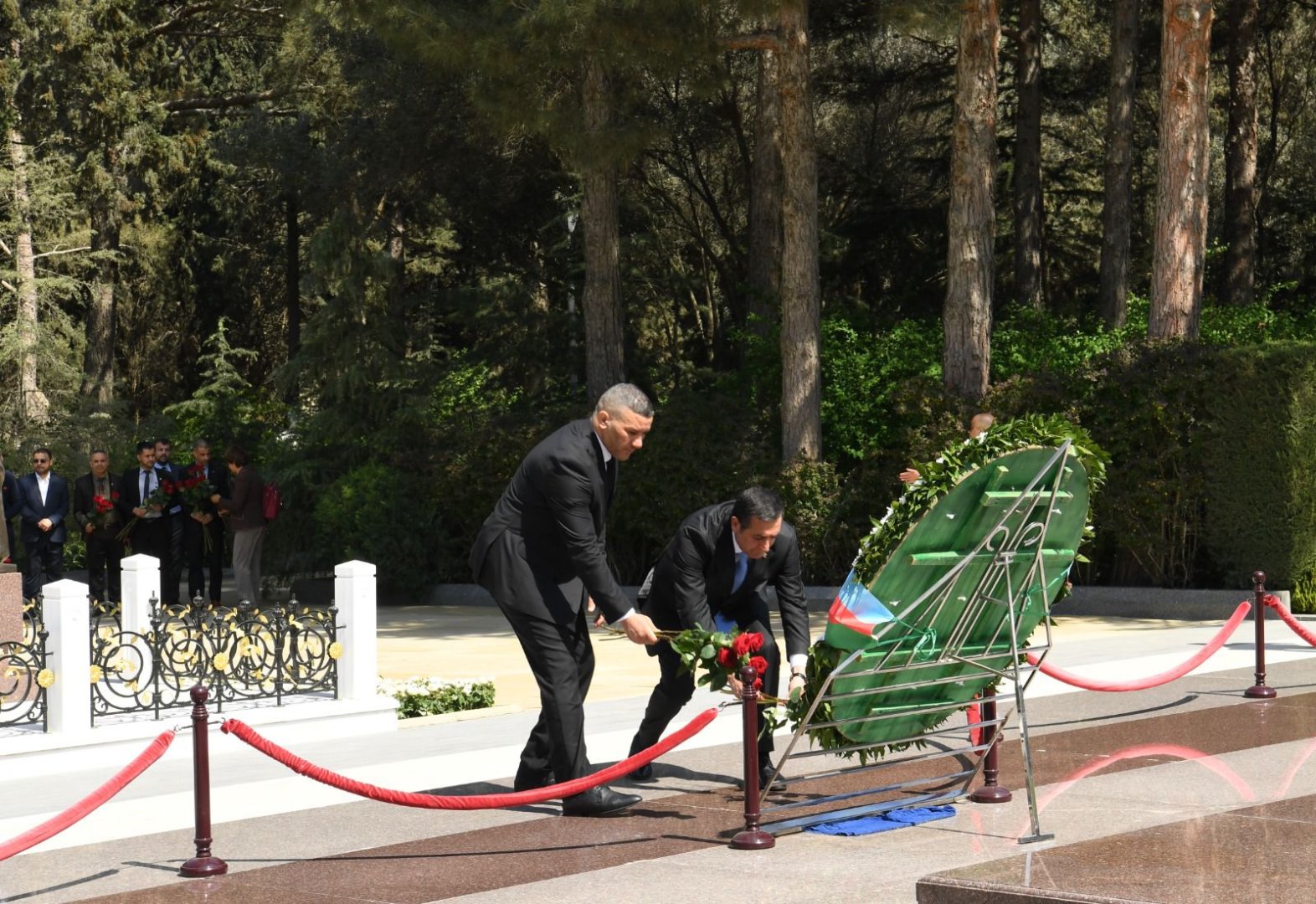 Algerian MPs pay tribute to Great Leader Heydar Aliyev and Azerbaijani martyrs (PHOTO)