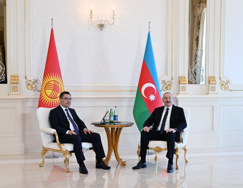 President Ilham Aliyev, President Sadyr Zhaparov hold meeting in limited format (PHOTO)