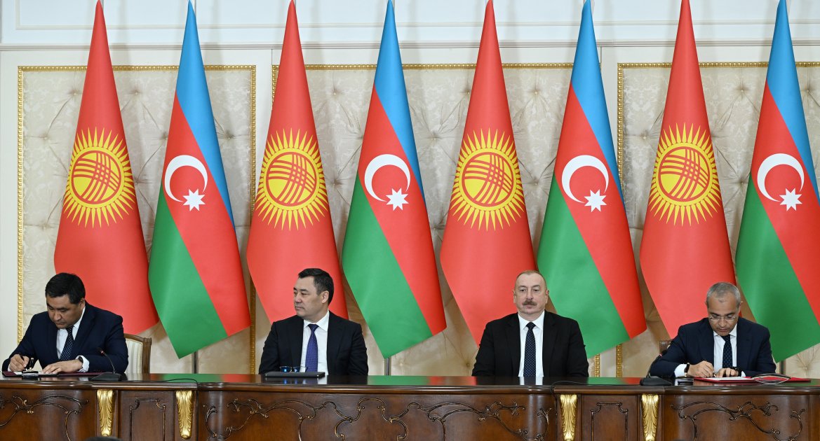 Azerbaijan, Kyrgyzstan sign documents (PHOTO/VIDEO)