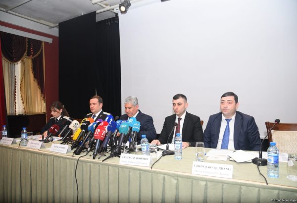 Baku hosts briefing on mass graves, missing persons (PHOTO)