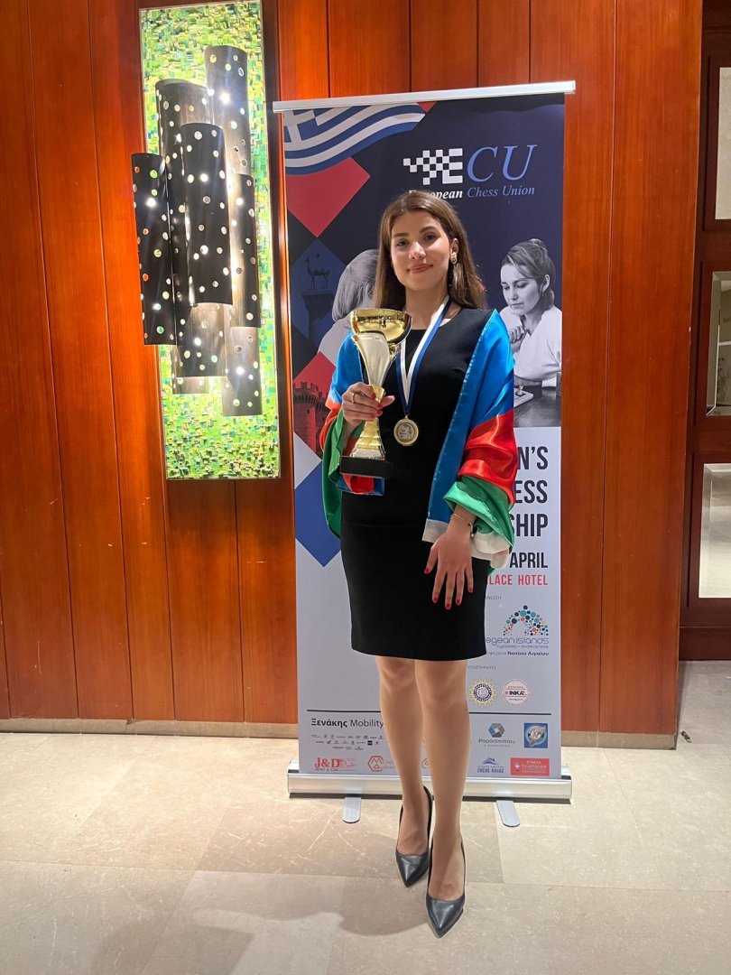 Azerbaijani chess player receives European Championship cup (PHOTO)