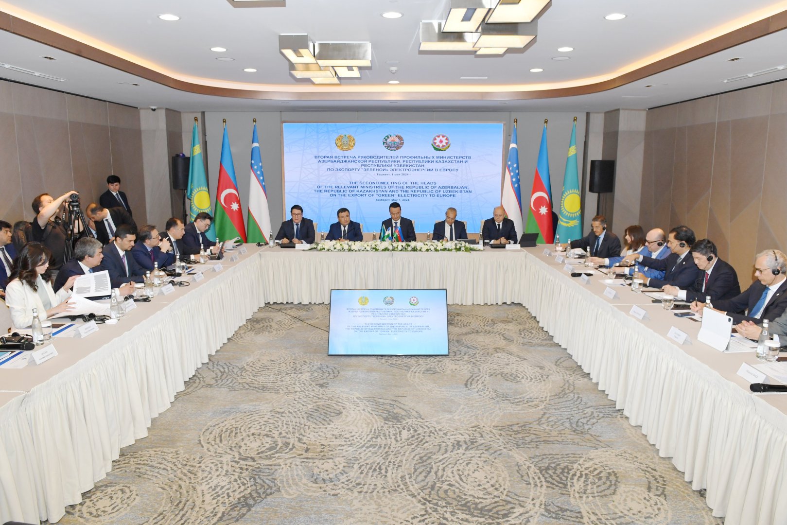 Tashkent hosts discussions on energy co-op between Azerbaijan, Uzbekistan and Kazakhstan (PHOTO)