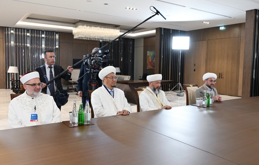 President Ilham Aliyev receives delegation of religious leaders of OTS member and observer countries (PHOTO/VIDEO)