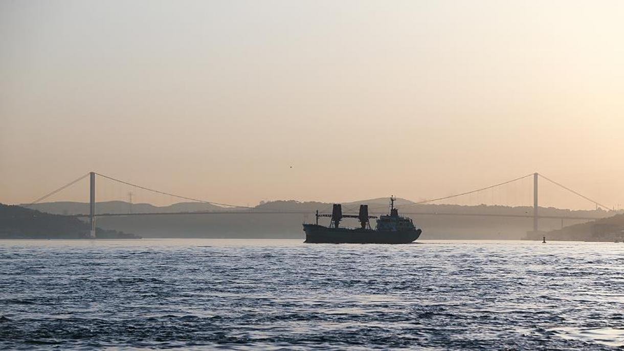 Vessel traffic suspended in Bosporus Strait