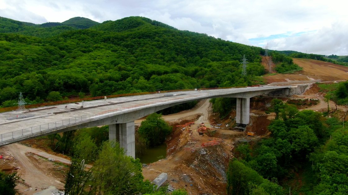 President Ilham Aliyev inspects construction progress of Ahmadbayli-Fuzuli-Shusha highway, attends opening of first tunnel (PHOTO/VIDEO)