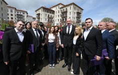 President Ilham Aliyev, First Lady Mehriban Aliyeva attend opening of first residential complex, meet with residents in Shusha (PHOTO/VIDEO)