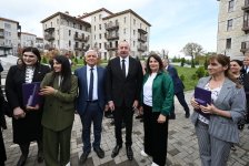 President Ilham Aliyev, First Lady Mehriban Aliyeva attend opening of first residential complex, meet with residents in Shusha (PHOTO/VIDEO)