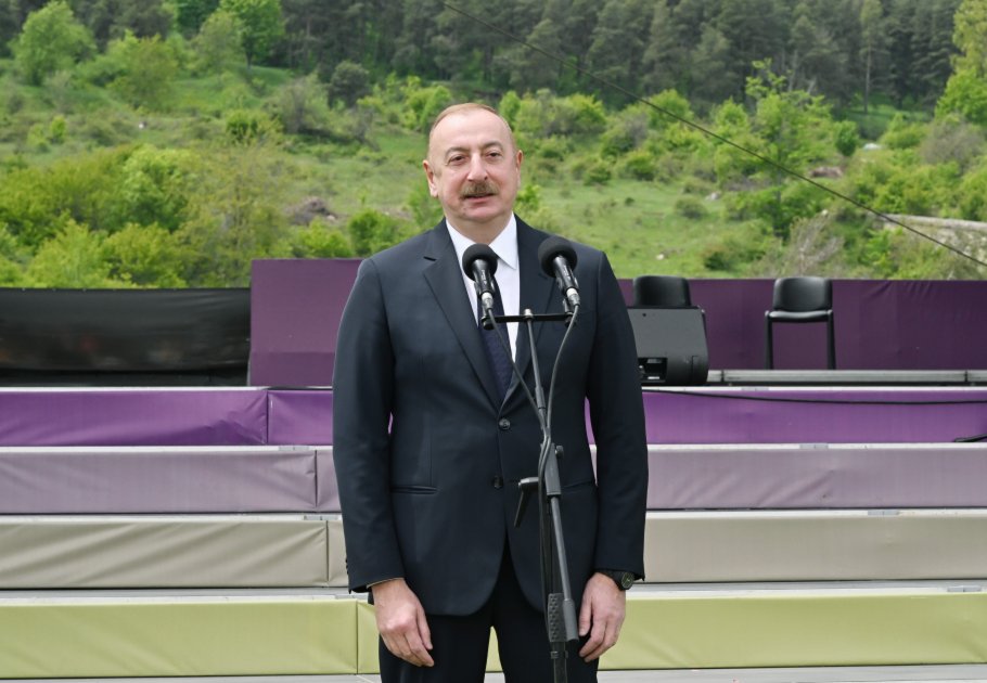 President Ilham Aliyev, First Lady Mehriban Aliyeva attend opening of 7th Kharibulbul Int'l Music Festival in Shusha (PHOTO/VIDEO)