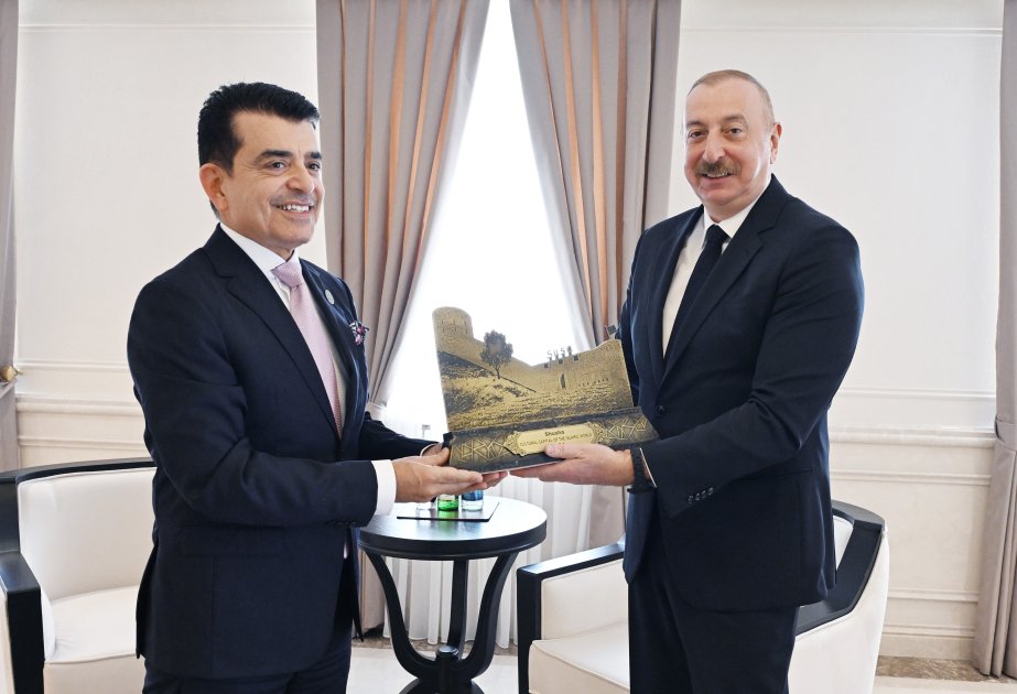 President Ilham Aliyev receives ICESCO Director-General (PHOTO/VIDEO)