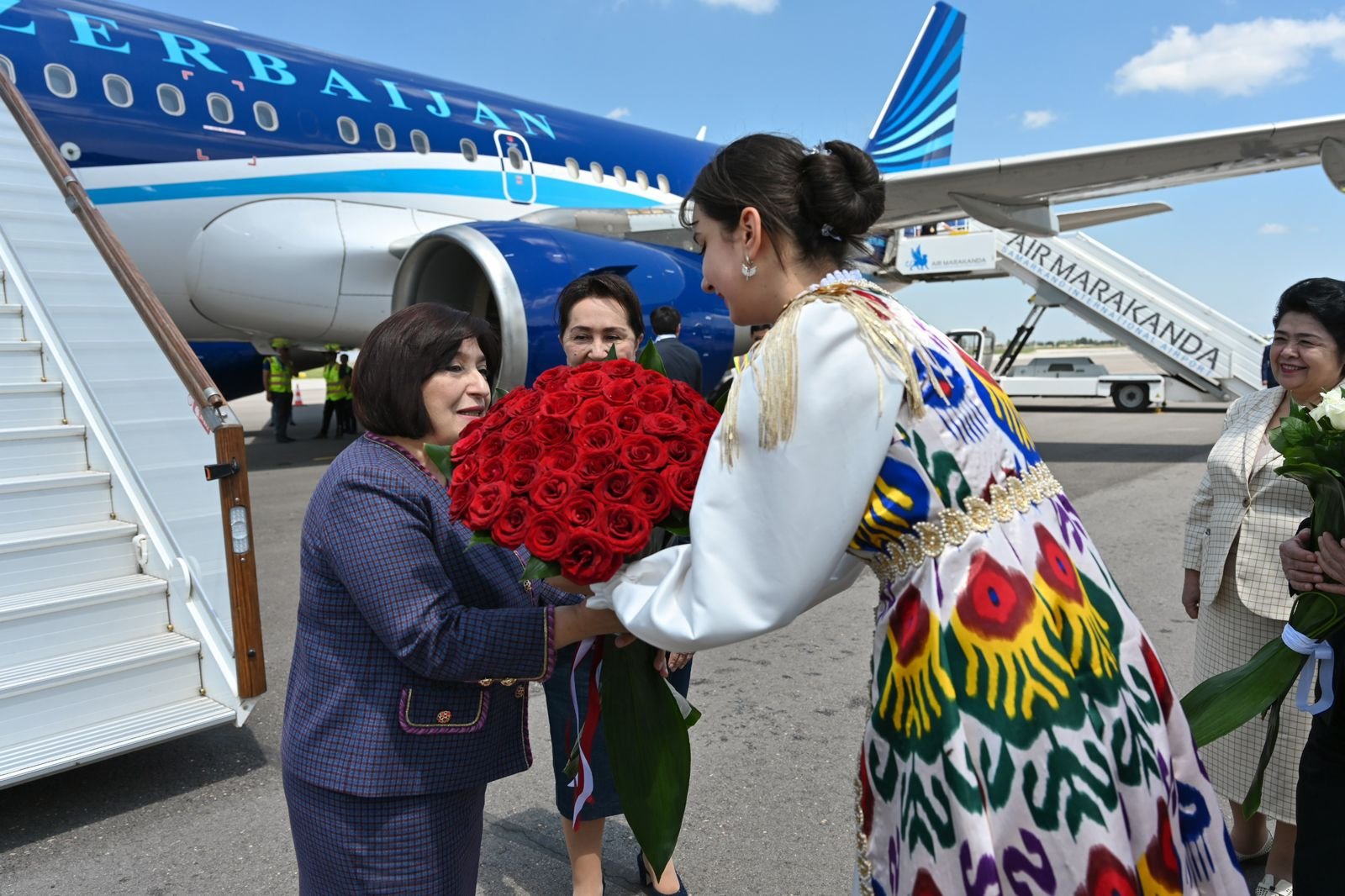 Azerbaijan's Parliament Speaker embarks on working visit to Uzbekistan (PHOTO)