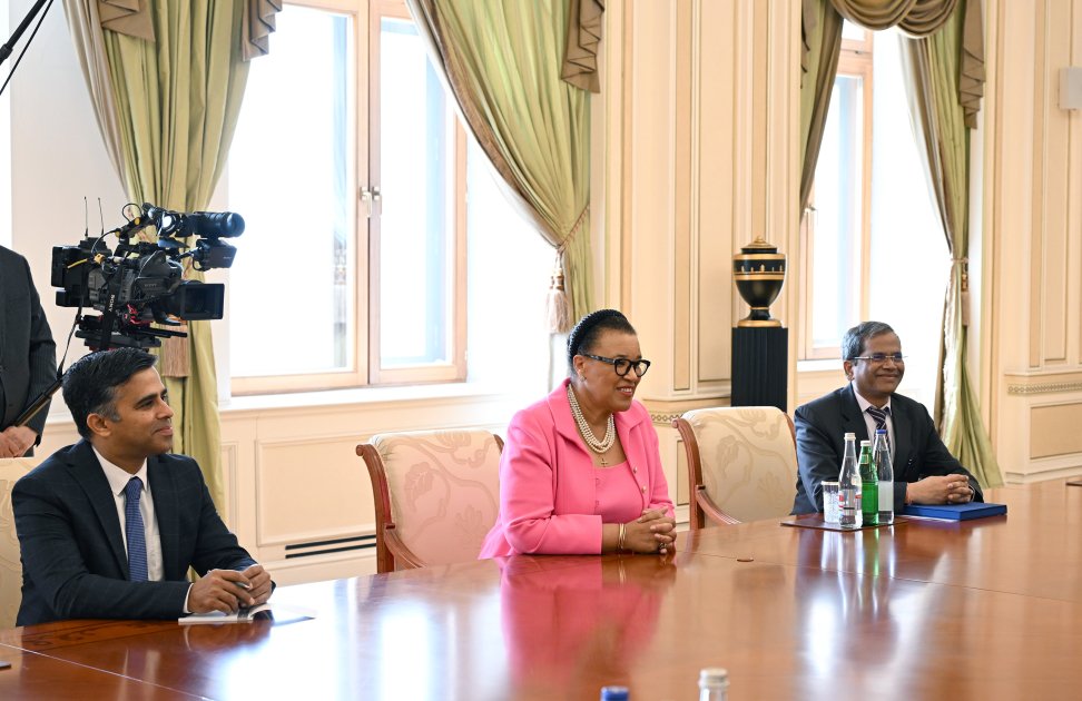 President Ilham Aliyev receives Commonwealth Secretary-General (PHOTO/VIDEO)