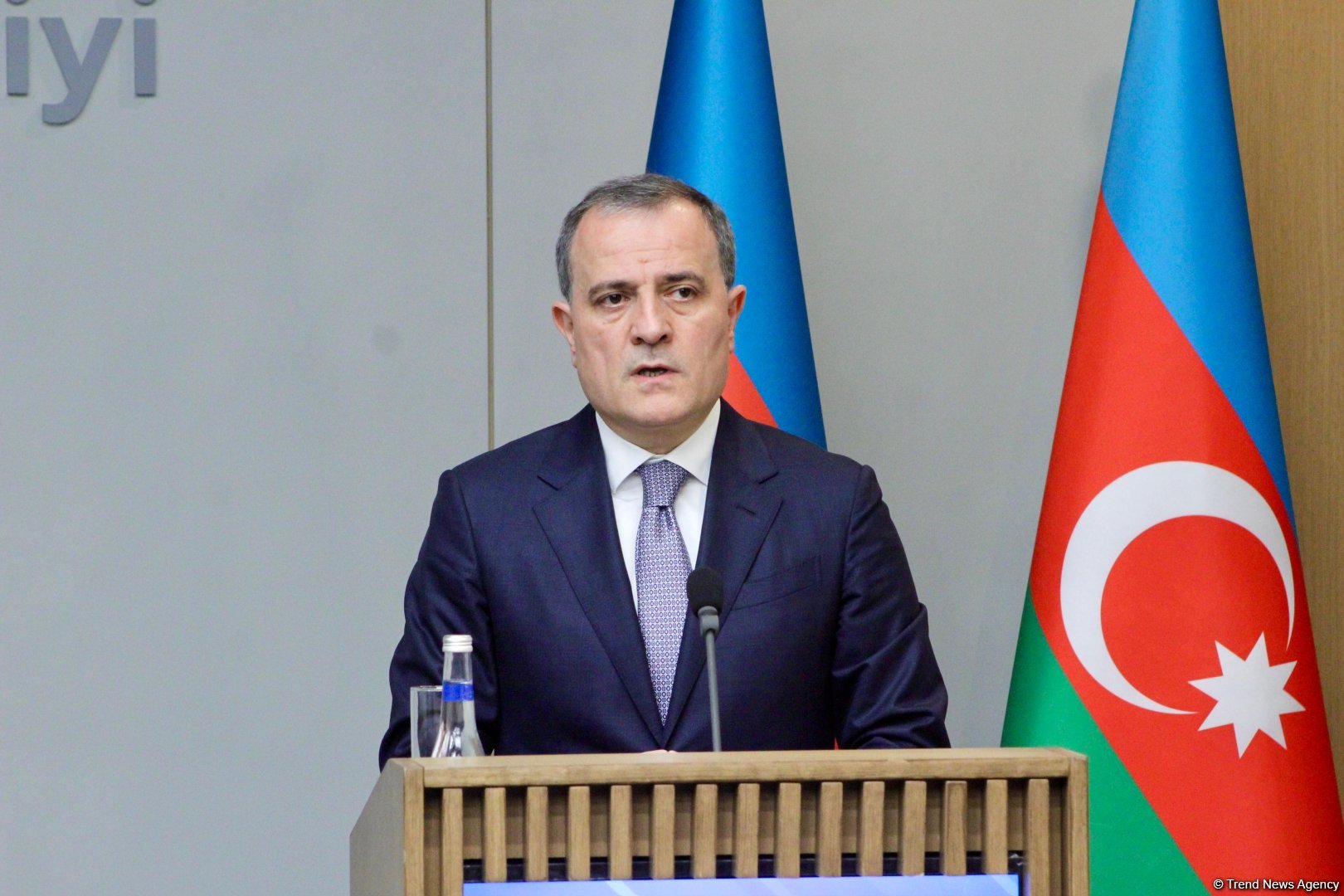 Azerbaijan receives another draft peace agreement from Armenia - FM