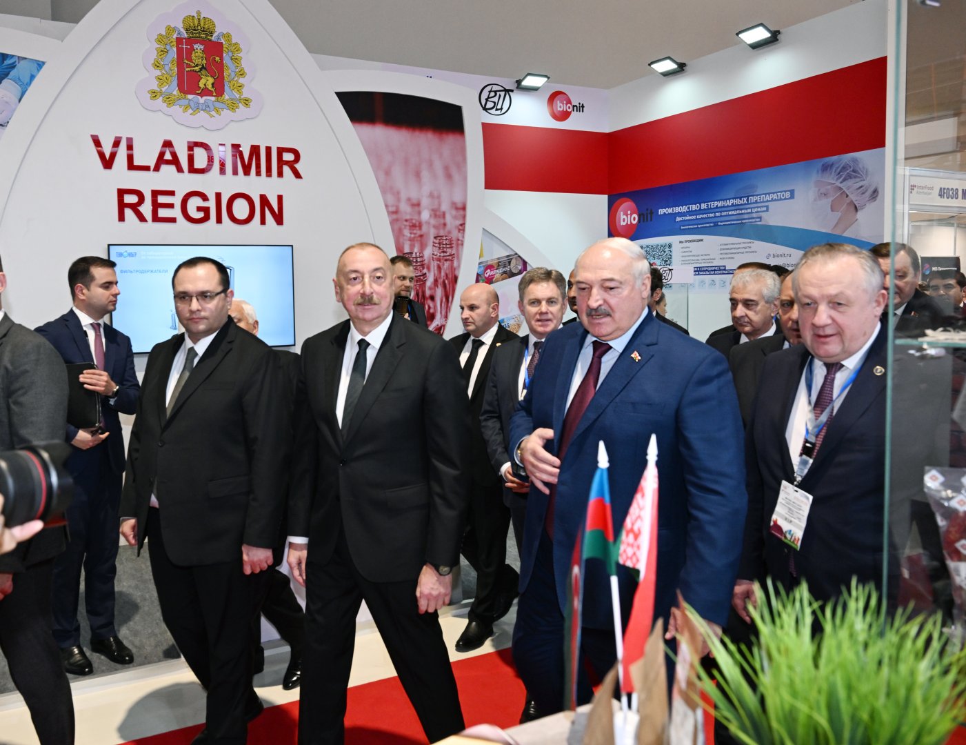 President Ilham Aliyev, President of Belarus familiarized themselves with Caspian Agro and InterFood Azerbaijan exhibitions (PHOTO/VIDEO)
