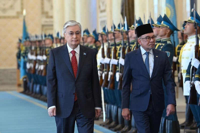 Malaysian PM arrives on official visit to Kazakhstan