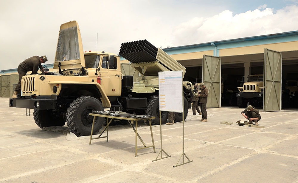 Azerbaijan's Combined Arms Army holds seasonal maintenance of weapons, equipment (PHOTO)