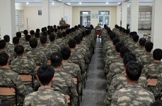 Azerbaijani Defense Ministry execs visit mobilization training camps (PHOTO)