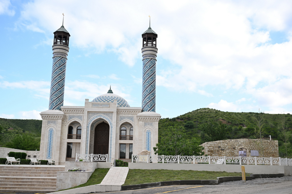 President Ilham Aliyev, First Lady Mehriban Aliyeva attend inauguration of Zangilan Mosque (PHOTO/VIDEO)