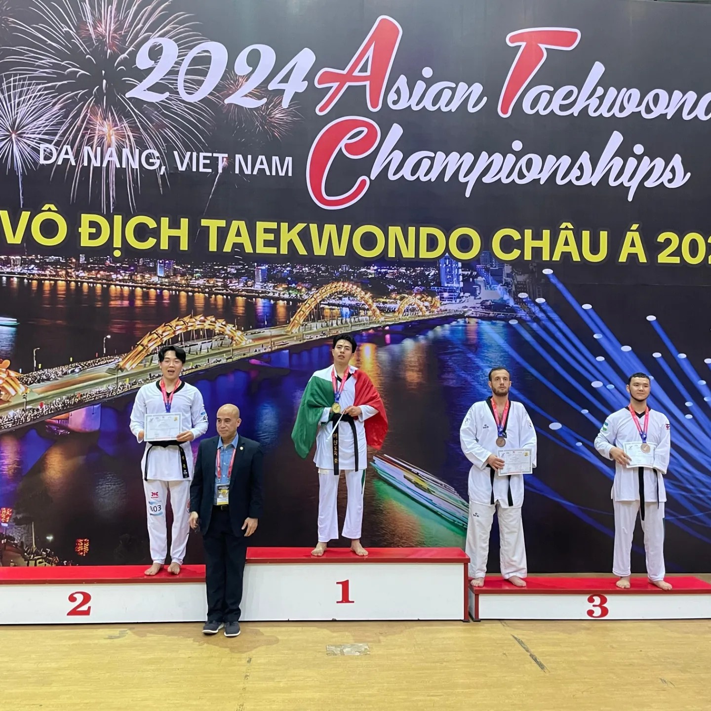 Azerbaijani para-taekwondo team win two medals in Vietnam (PHOTO)