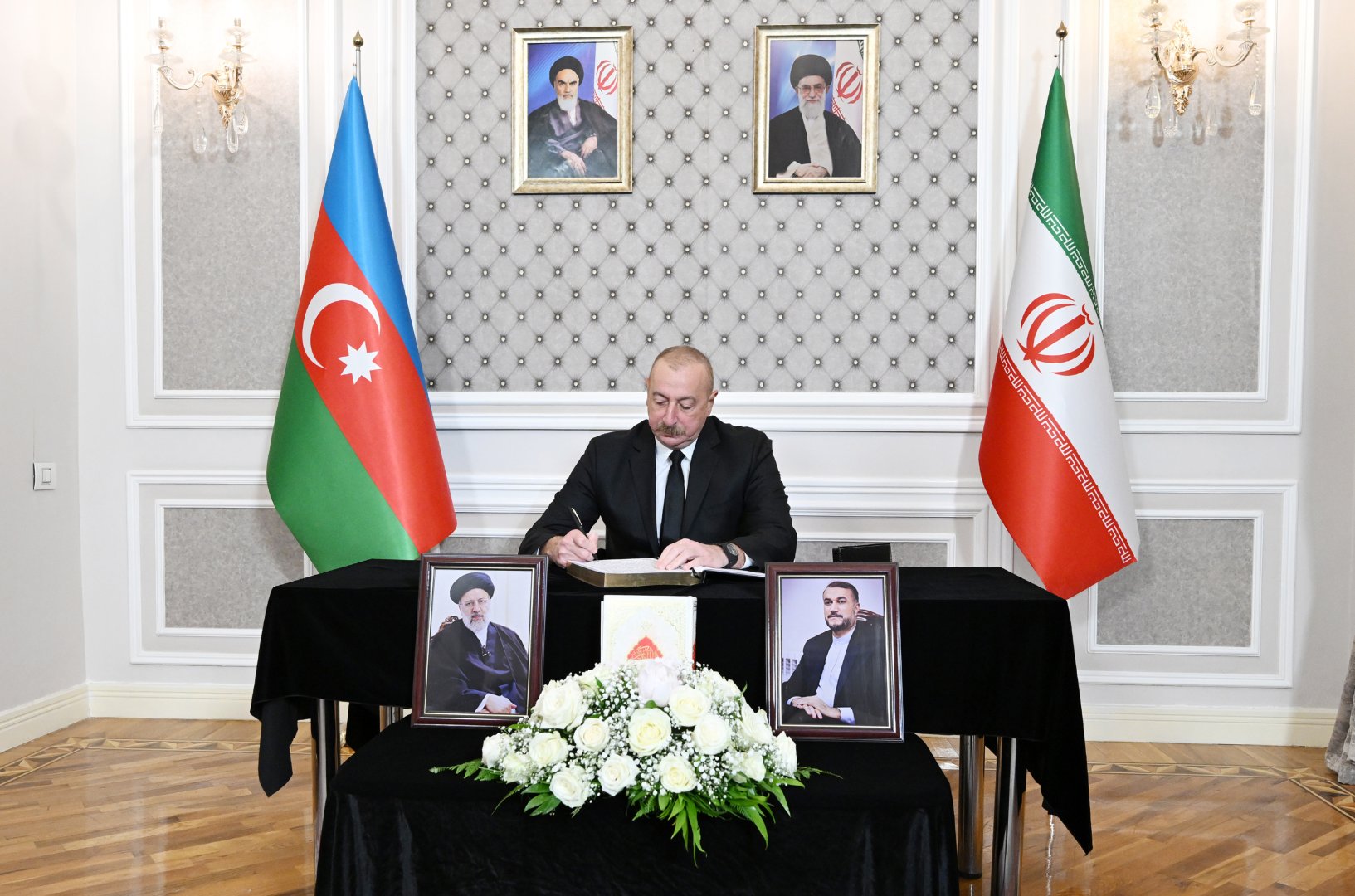 President Ilham Aliyev visits Embassy of Iran in Azerbaijan, offers his condolences over death of Iranian President and other individuals in helicopter crash (PHOTO/VIDEO)
