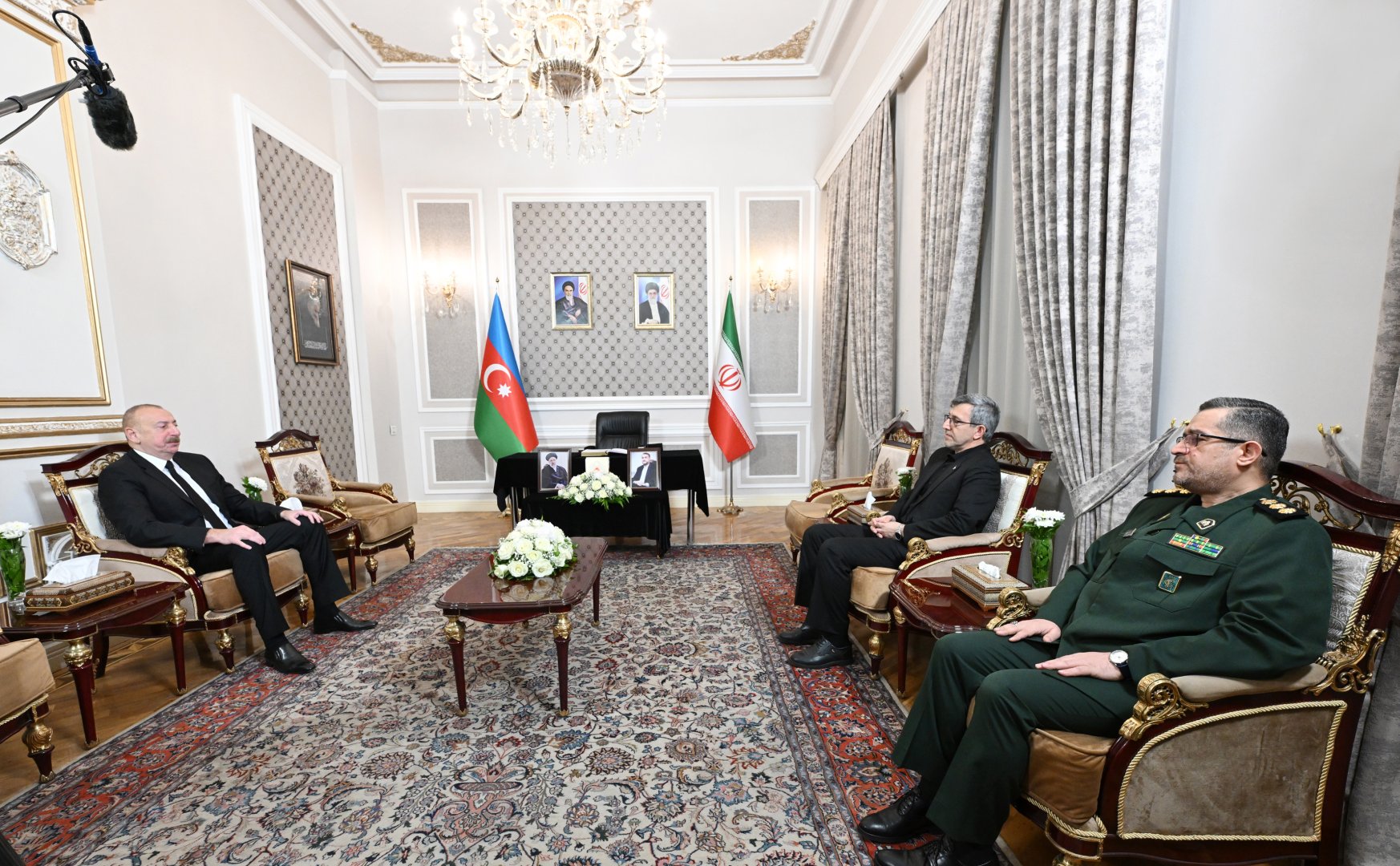 President Ilham Aliyev visits Embassy of Iran in Azerbaijan, offers his condolences over death of Iranian President and other individuals in helicopter crash (PHOTO/VIDEO)