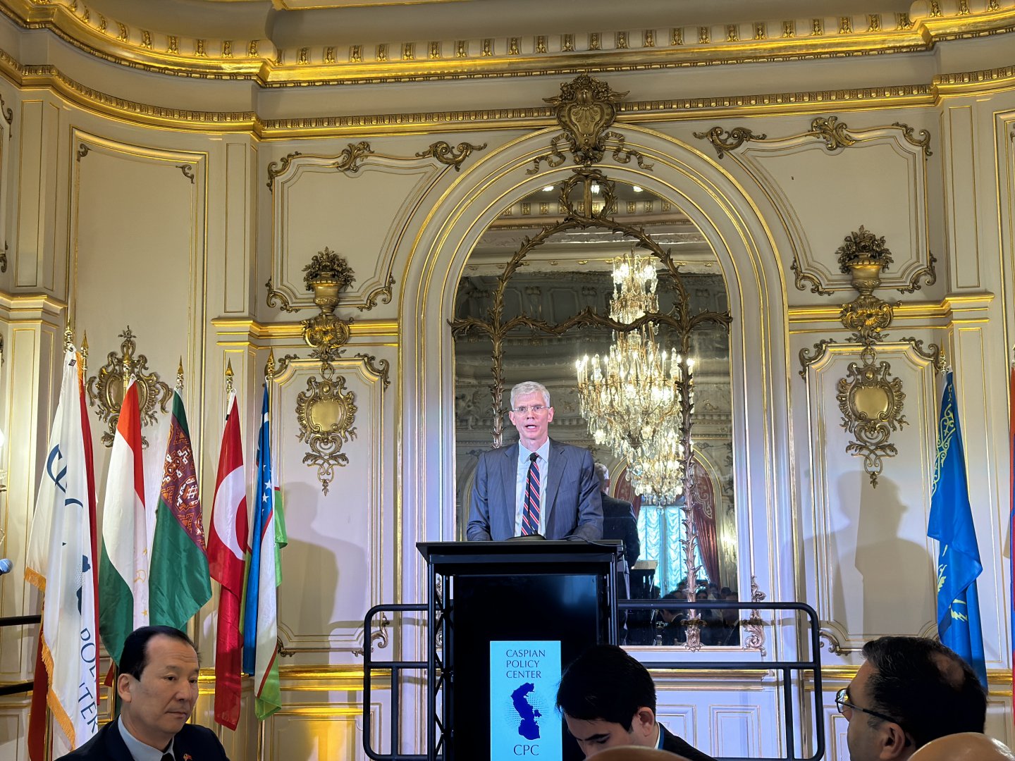 U.S. policy towards Trans-Caspian Region - key element of its policies for entire Central Asia - John Mark Pommersheim