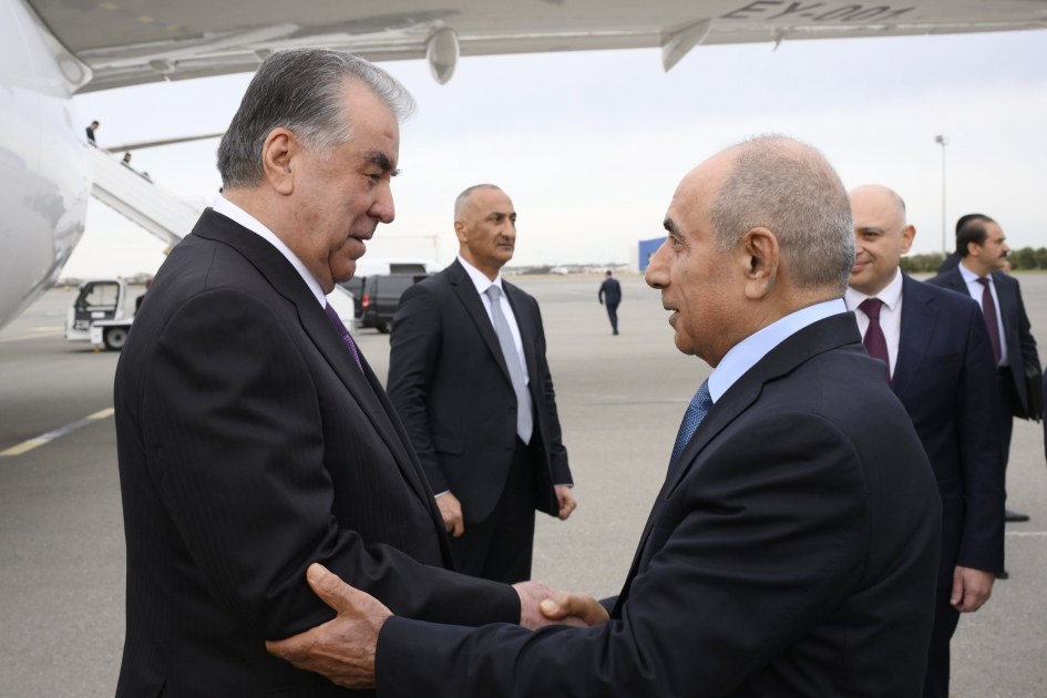 President of Tajikistan arrives on state visit to Azerbaijan (PHOTO)