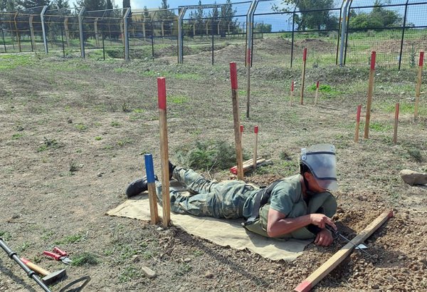 Azerbaijani military's engineering units participate in combat training exercises (PHOTO)