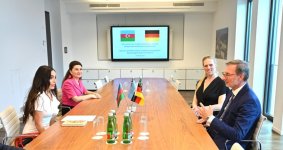 Heydar Aliyev Foundation VP Leyla Aliyeva attends Berlin event dealing with bison reintroduction (PHOTO)