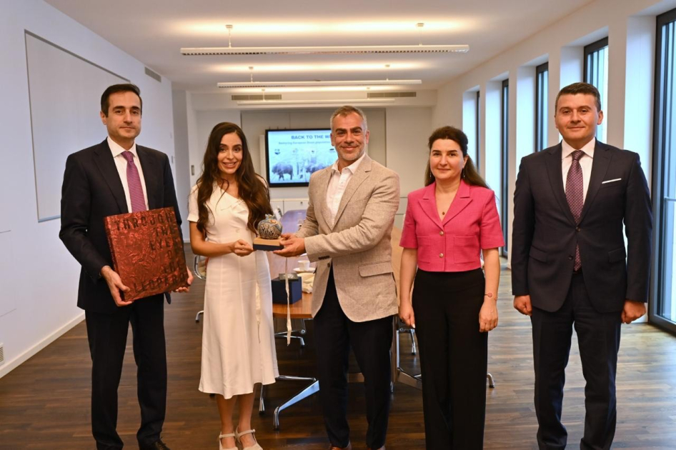 Heydar Aliyev Foundation VP Leyla Aliyeva attends Berlin event dealing with bison reintroduction (PHOTO)