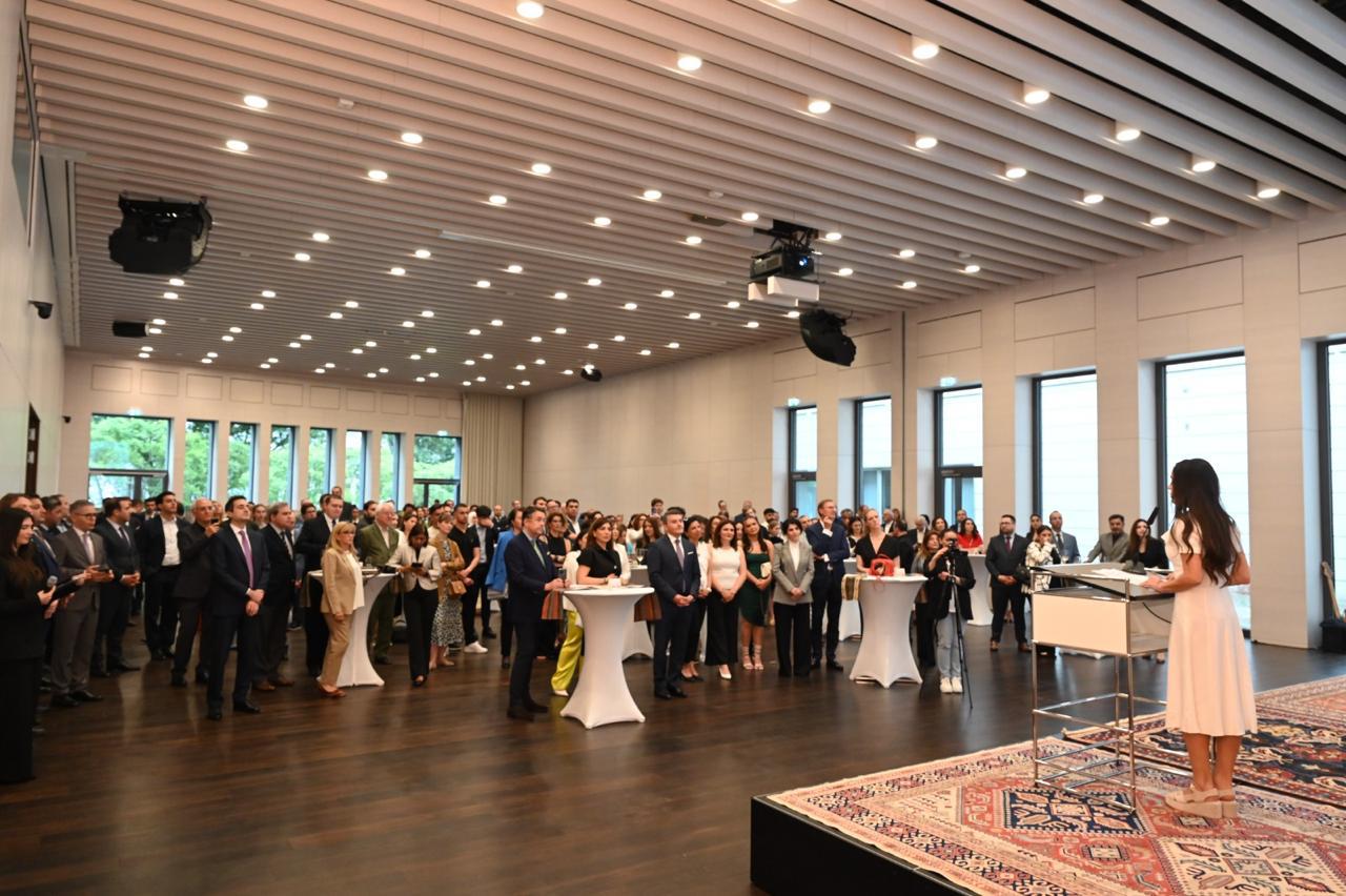Heydar Aliyev Foundation VP Leyla Aliyeva attends Berlin event dealing with bison reintroduction (PHOTO)