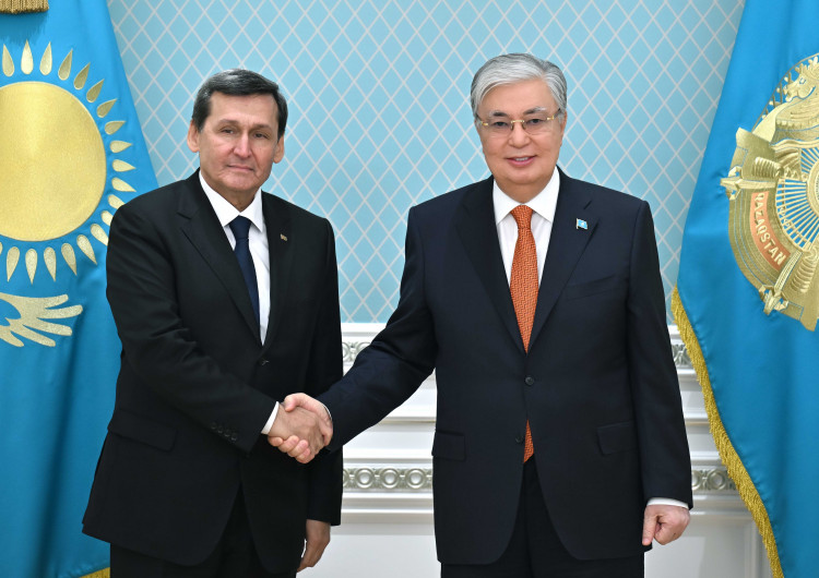 Kazakhstan, Turkmenistan review various projects co-op agenda