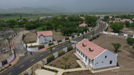 President Ilham Aliyev, First Lady Mehriban Aliyeva meet residents who relocated to Khojaly city (PHOTO/VIDEO)