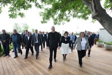 President Ilham Aliyev, First Lady Mehriban Aliyeva meet residents who relocated to Khojaly city (PHOTO/VIDEO)