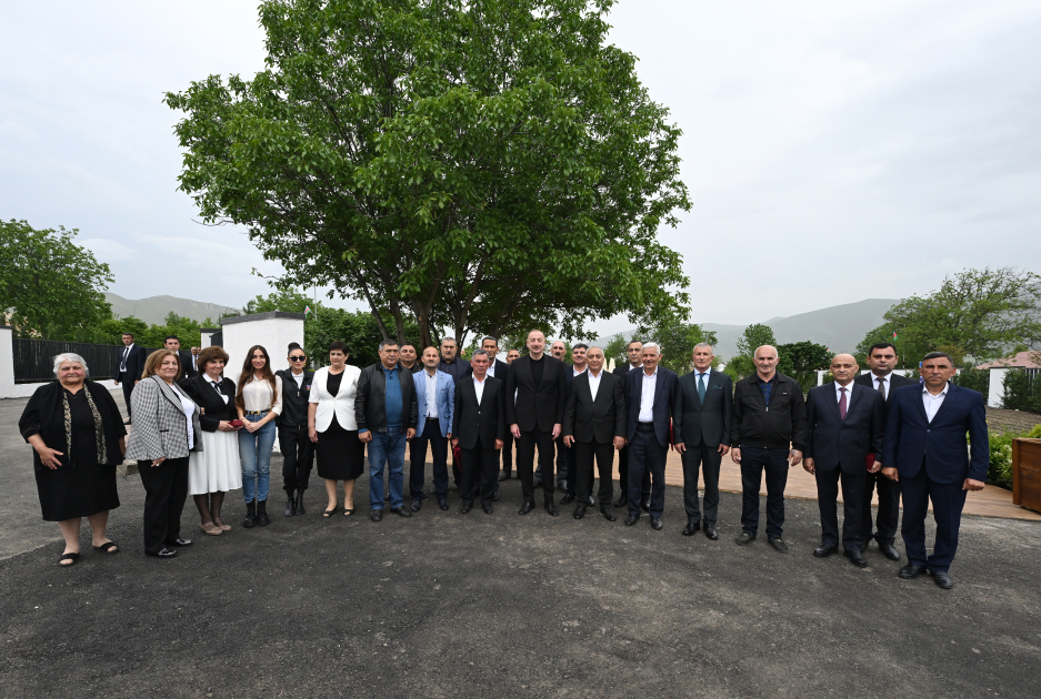 President Ilham Aliyev, First Lady Mehriban Aliyeva meet residents who relocated to Khojaly city (PHOTO/VIDEO)