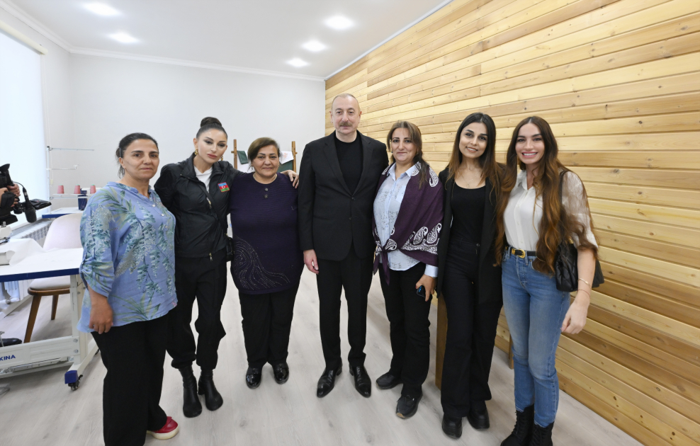 President Ilham Aliyev, First Lady Mehriban Aliyeva meet residents who relocated to Khojaly city (PHOTO/VIDEO)