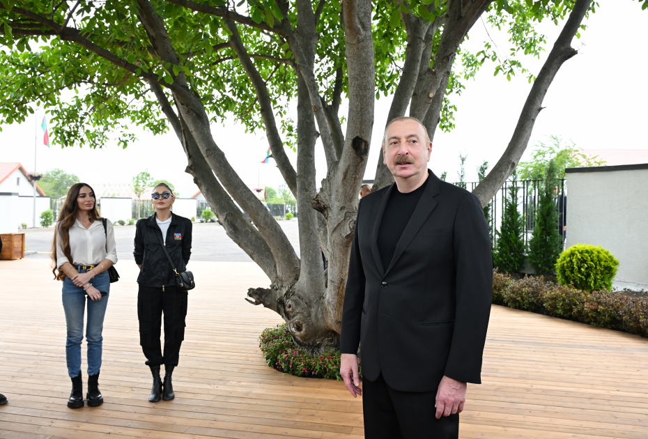 President Ilham Aliyev, First Lady Mehriban Aliyeva meet residents who relocated to Khojaly city (PHOTO/VIDEO)