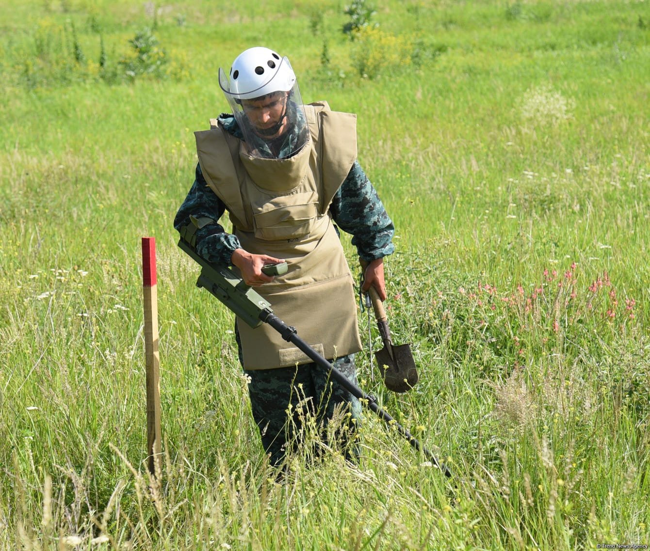 Azerbaijan plots to deploy more personnel in demining operations in Gazakh