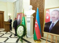 Azerbaijan's Independence Day celebrated in Turkmenistan (PHOTO)