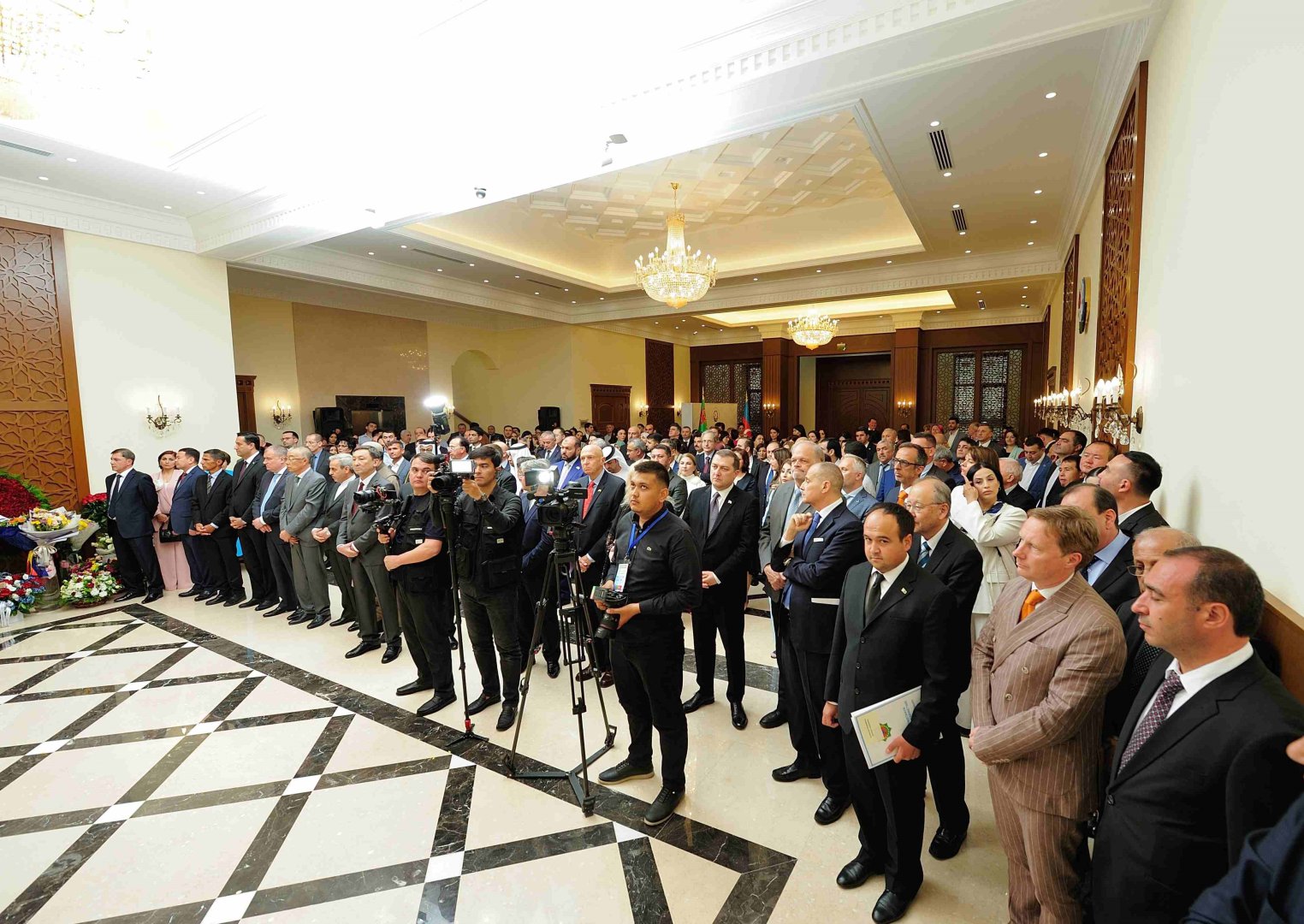 Azerbaijan's Independence Day celebrated in Turkmenistan (PHOTO)