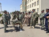 Foreign military attachés view Azerbaijani Army unit