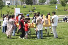 Heydar Aliyev Center park hosts Children’s Festival (PHOTO)