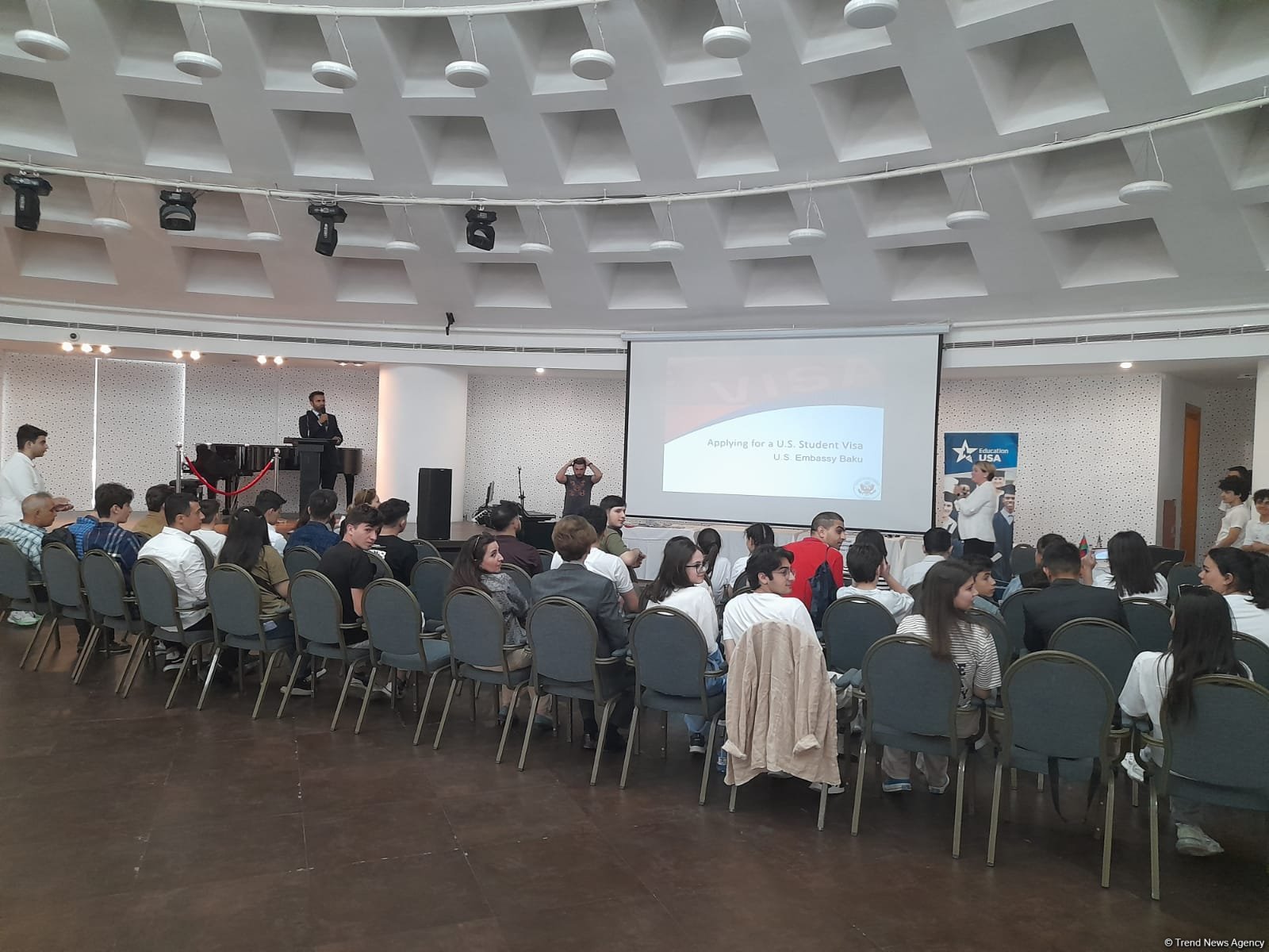 Azerbaijan hosts educational fair for people eager to study in US